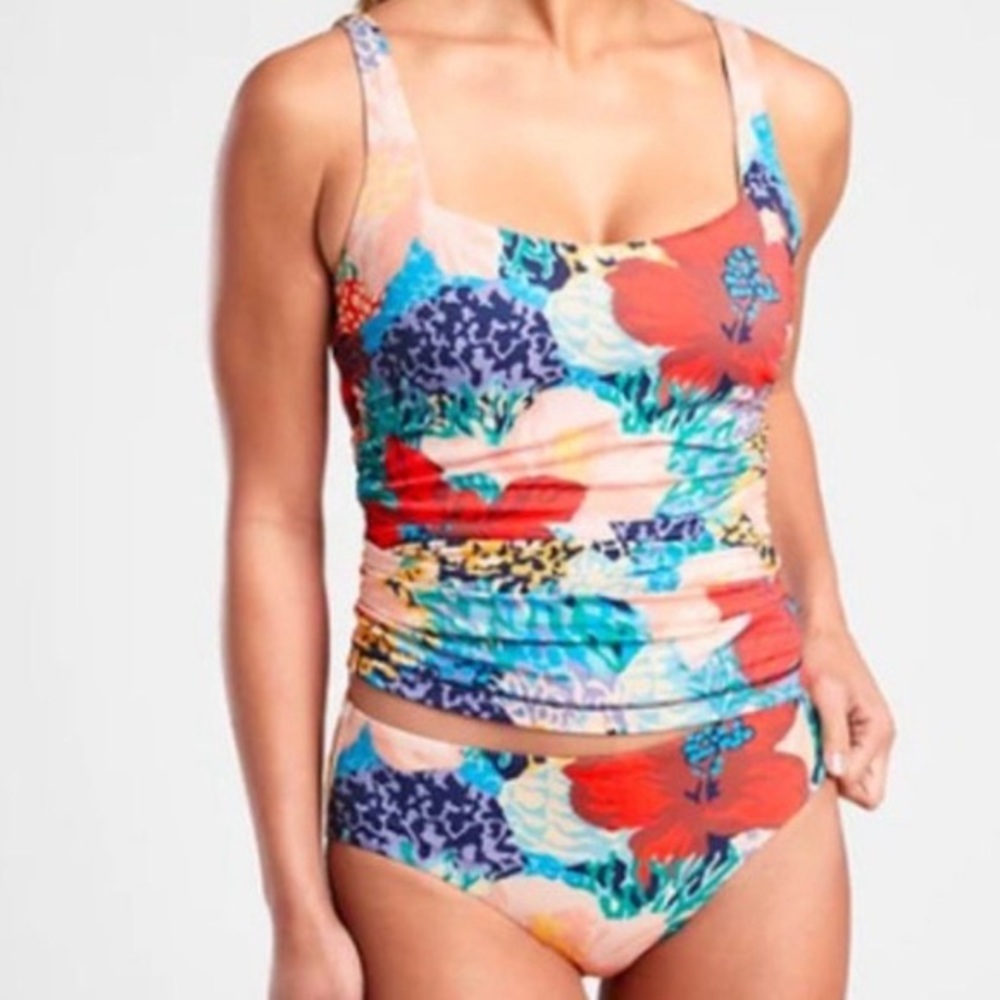 Athleta Square Neck Bra Cup Tankini
